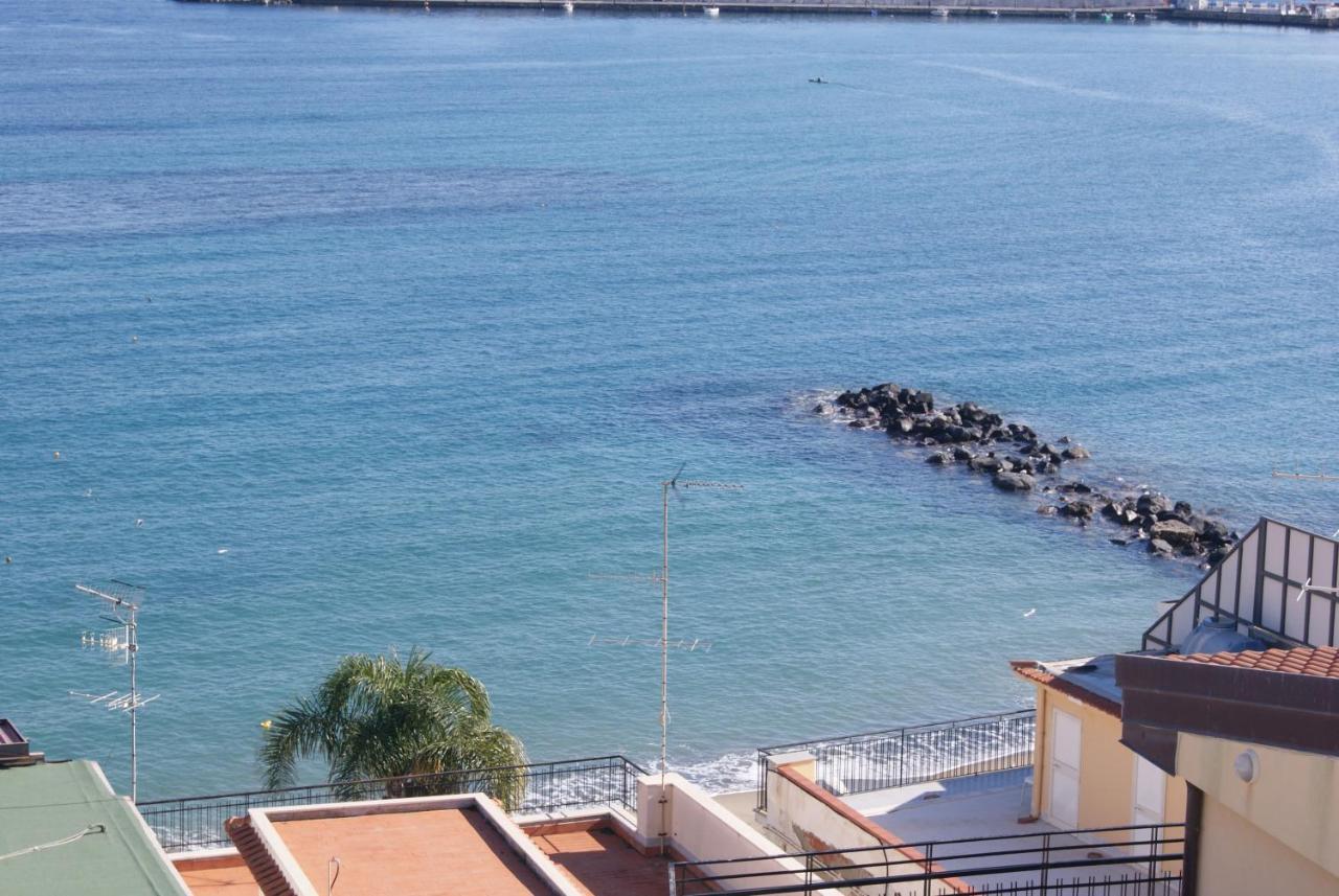 Donna Sicilia 2 Apartment Джардини Наксос Екстериор снимка