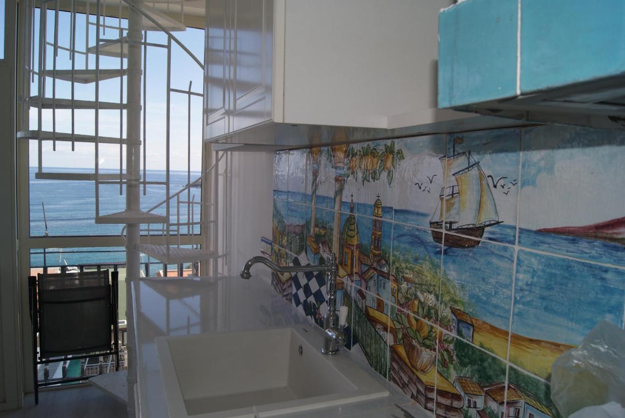 Donna Sicilia 2 Apartment Джардини Наксос Екстериор снимка
